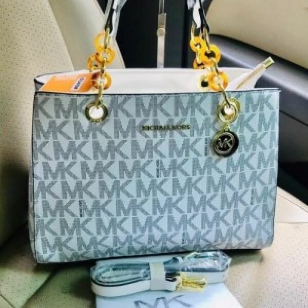 Michael Kors cynthia signature bag with dust cover