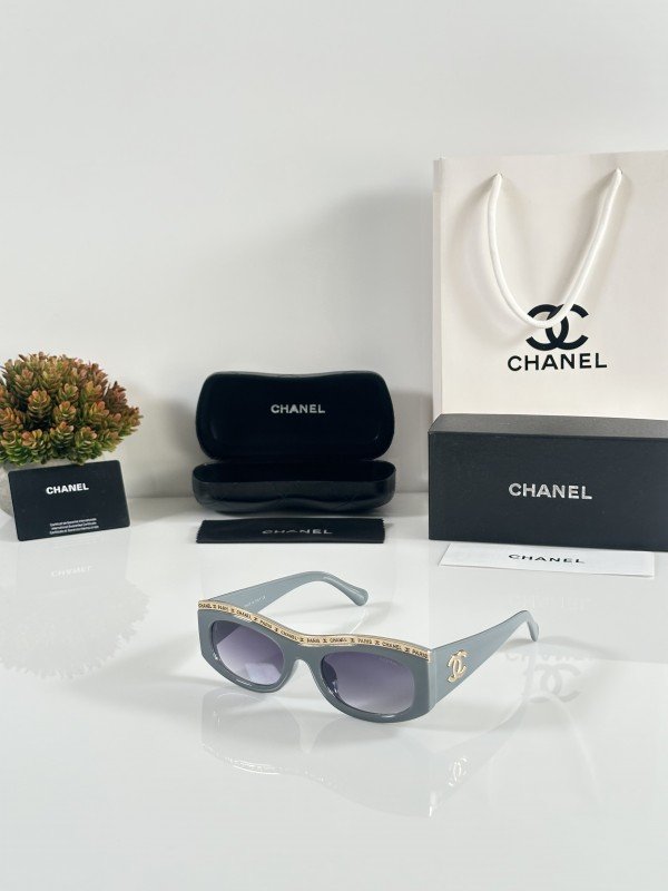 678a70637d6db0.jpeg Chanel_WMNS_8316_Grey - Image 1