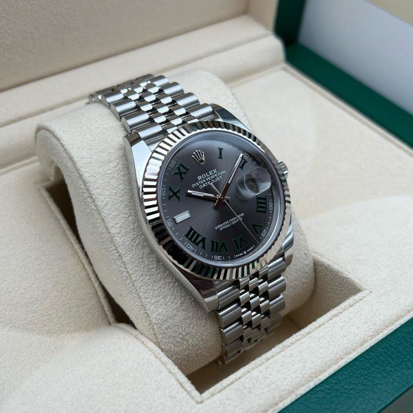 Role_x Oyster perpetual Date Just Automatic