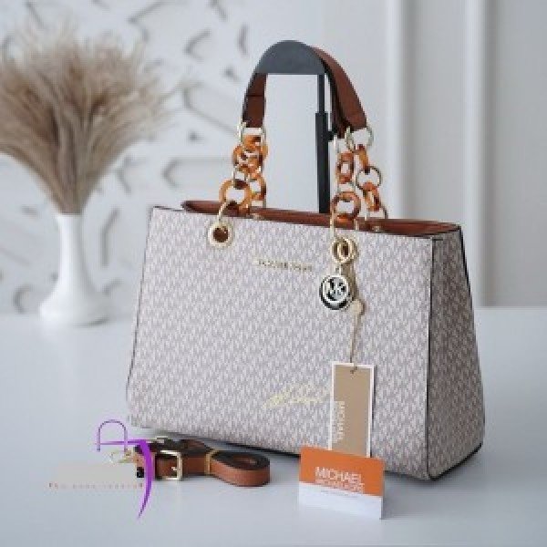 Michael Kors  cynthia signature bag with dust cover