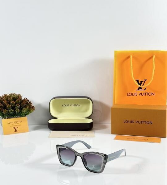 Louis_Vuitton_WMNS_0331_Grey_Green