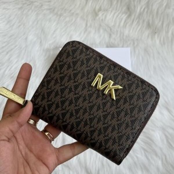 MichaelKors  kors mini wallet premium quality with box