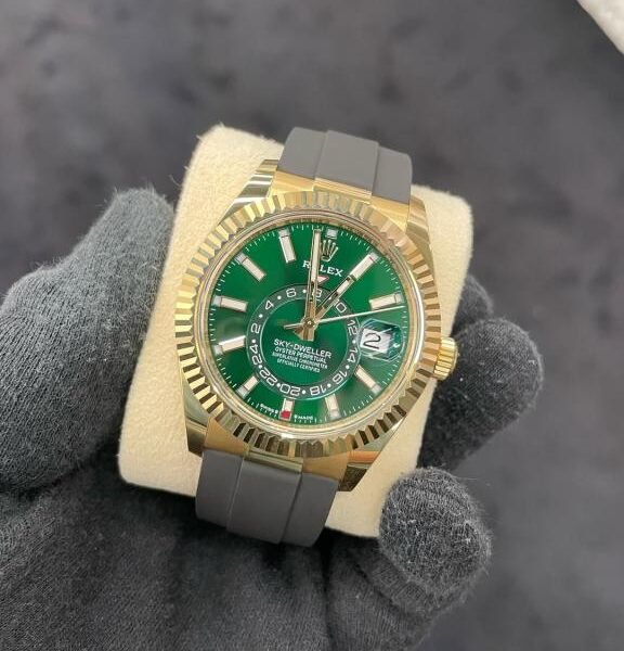 Role_x Oyster perpetual Sky Dweller