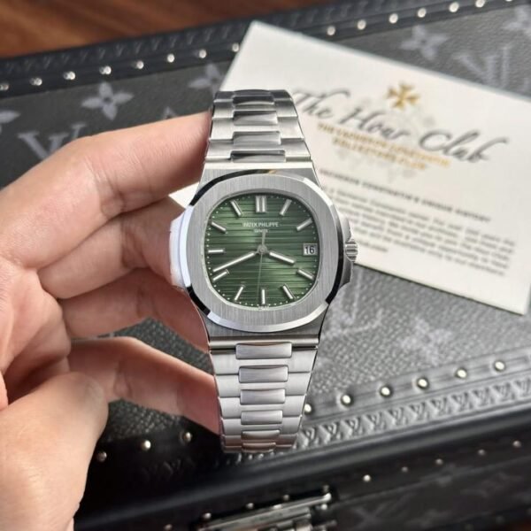 Patek_philippe Nautilus Quartz