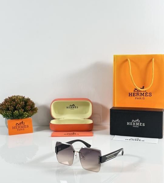 Hermes WMNS 23004 Black Orange DC