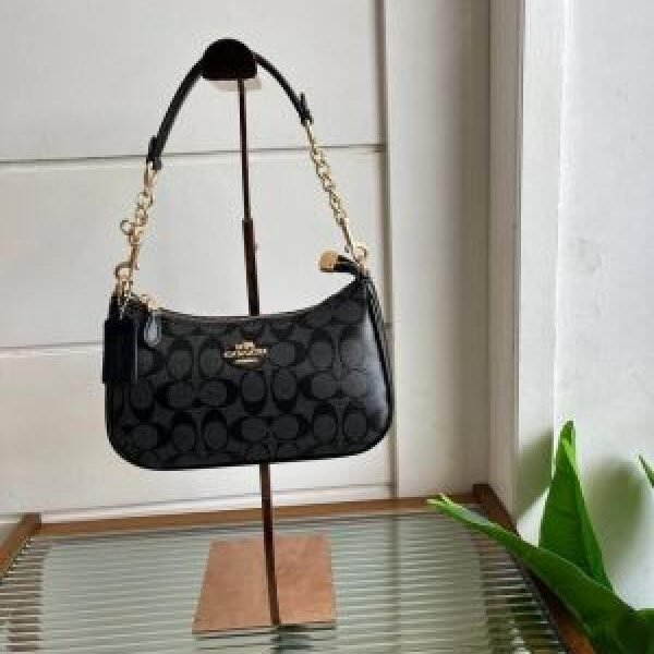 COACH Teri Shoulder Bag In Signature Canvas dual belts with og box