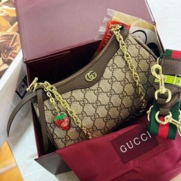 Gucci ophidia gg shoulderbag with cherryzip doublebox red box packing(carry bag(