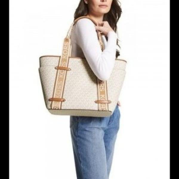 Michael Kors tote bag premium quality with dust cover