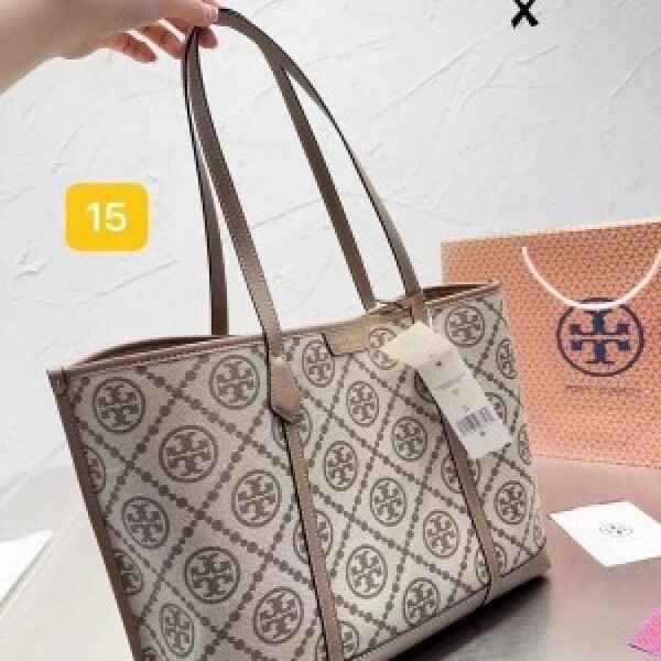 Tory  tote bag premium quality with dust cover
