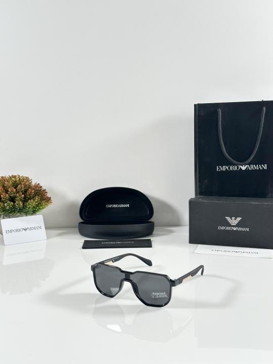 68948e05e4c550-1.jpeg Emporio_Armani_219_Gold_Black - Image 1