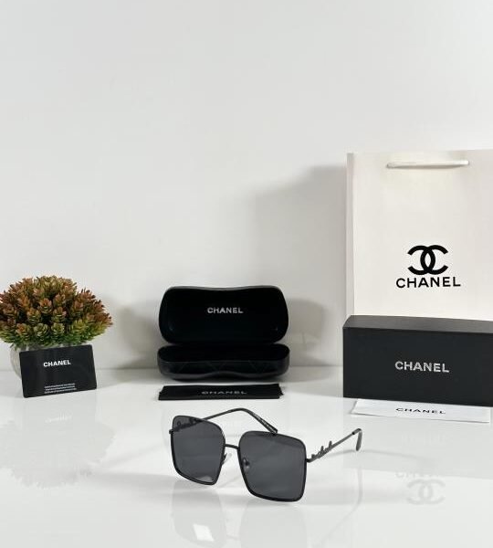 Chanel_WMNS_7246_Black