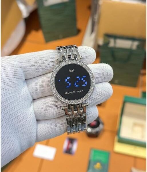 Michael_Kors Touch Fly Silver