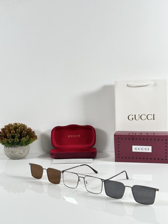 68a573cdba80d0-1.jpeg Gucci_2501_Attachment_Gun_Black_White_Black_Brown - Image 1