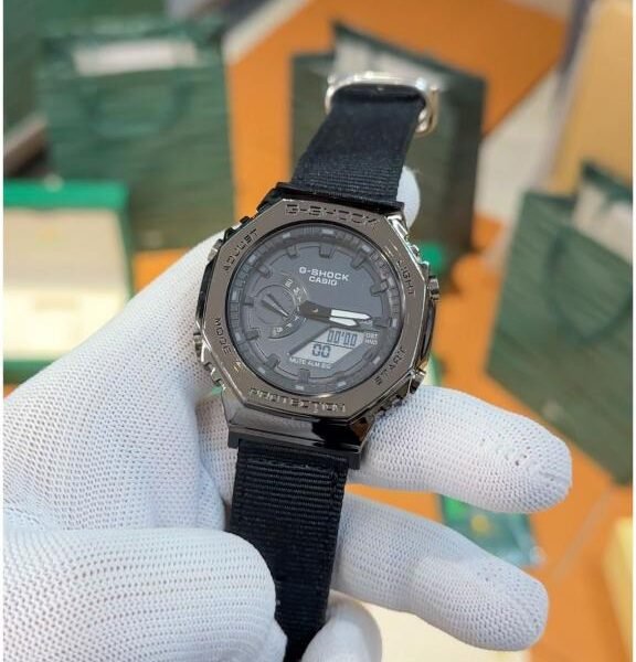 Casio g shock gm2100cb