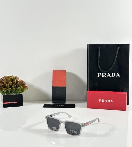 Prada_88_Grey_Black
