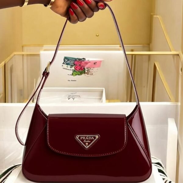 Prada Hand bag premium quality with box