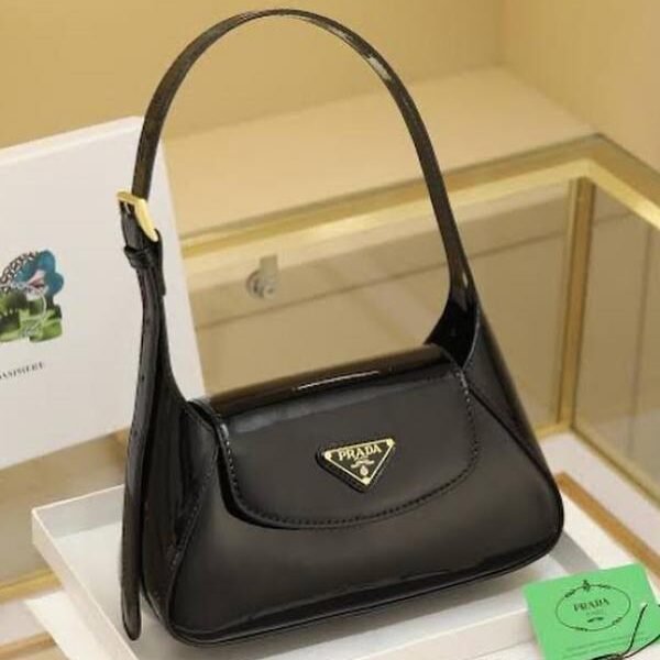 Prada Hand bag premium quality with box