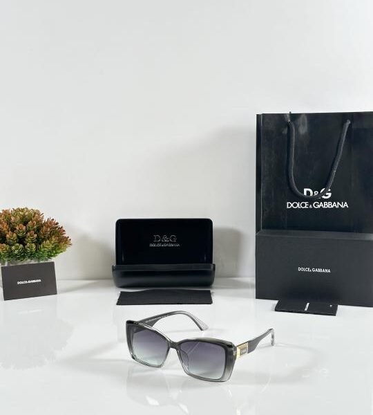 Dolce_&_Gabbana_WMNS_1206_Green