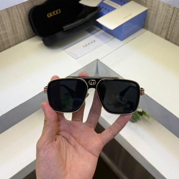 Gucci 1295 Black/Gold